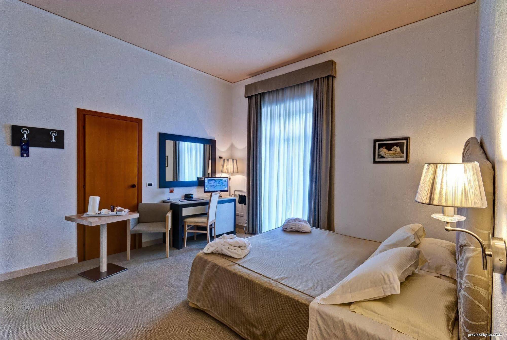 Hotel Regina Palace Terme Isquia Exterior foto
